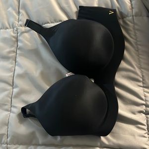 Victoria secret bras 34D